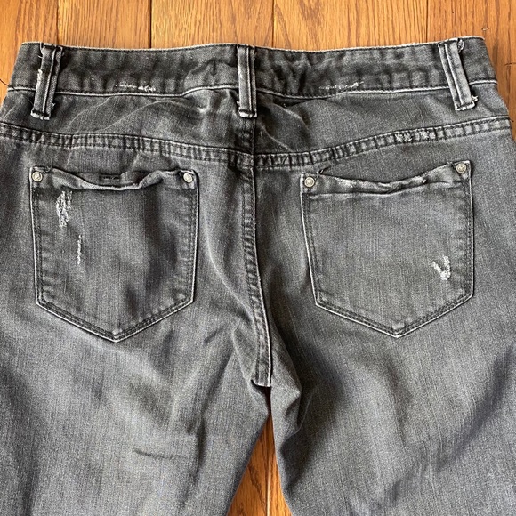 Free People - black, distressed skinny jeans - Picture 5 of 8